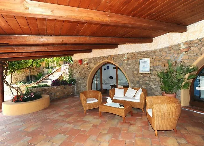 Отель Ahr Altura Porto Rafael 4*